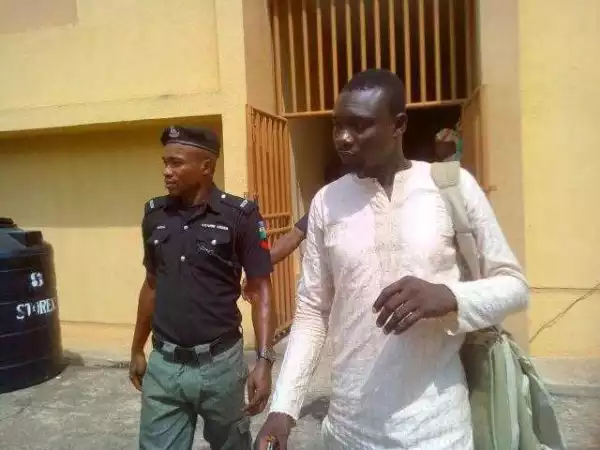 Doctor With Fake UNILAG Certificate Arrested In Ogun (Photo)